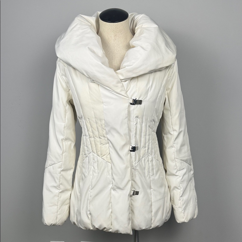 Marvin Richard’s Womens Elegant White Puffer Jacket Sz M Like New